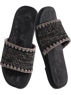 Women’s Black Flat Slides Sandals Soft Knitted with Golden Thread Walking